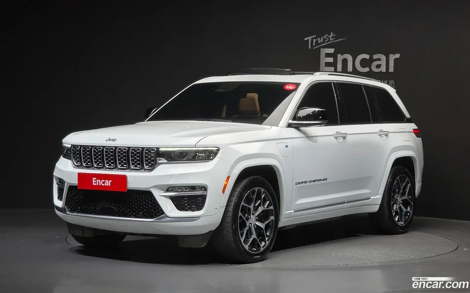 Jeep Grand Cherokee 4xe 2023 — фото 1, купить с доставкой в Москву