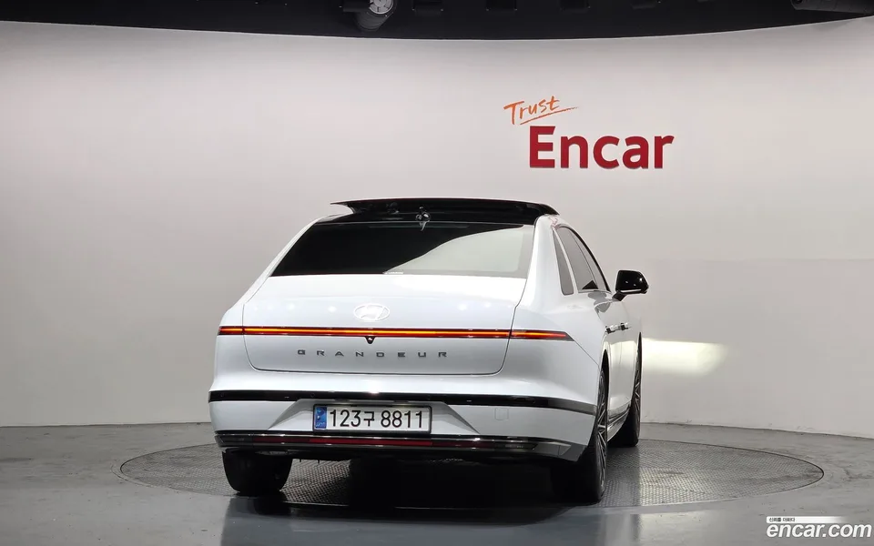 Hyundai Grandeur 2.5 2WD 2023 — миниатюра 4