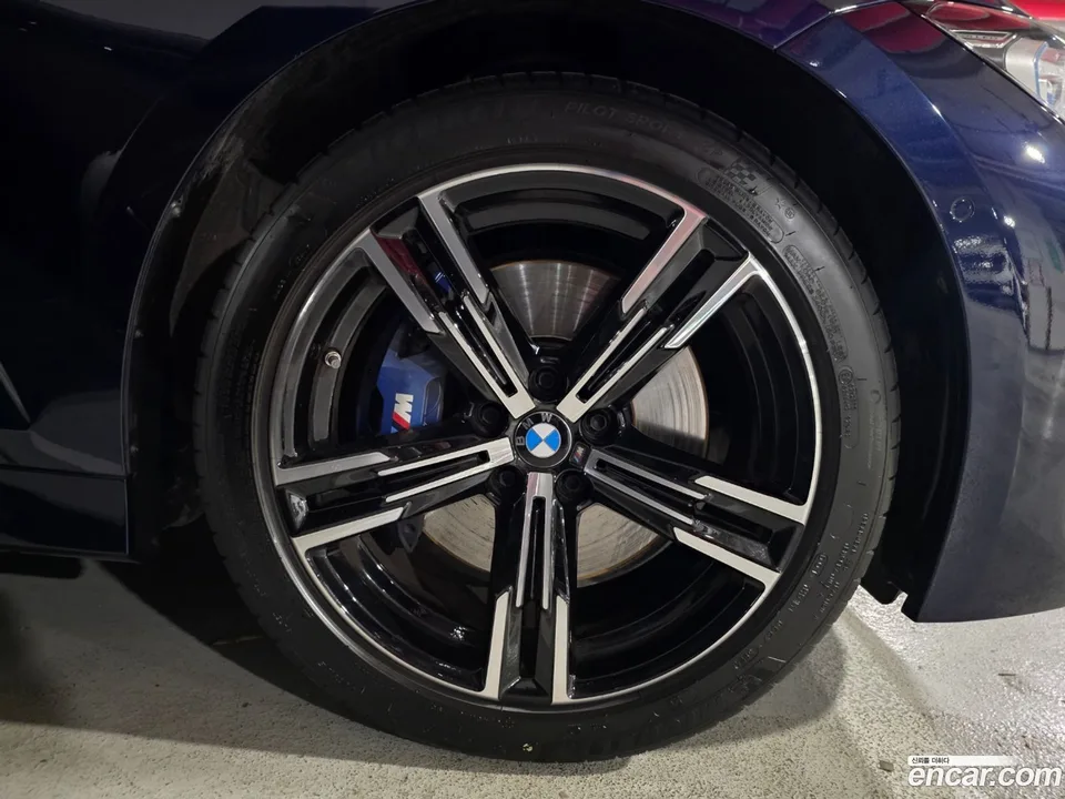 BMW 3 Series 320i M 2025 — миниатюра 2