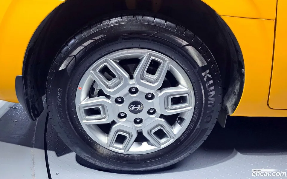 Hyundai Staria HEV 1.6 11 2024 — миниатюра 2