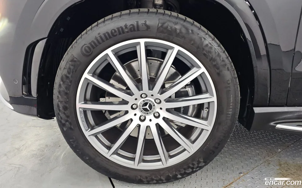 Mercedes-Benz GLS-Class GLS400d 4MATIC 2023 — миниатюра 5