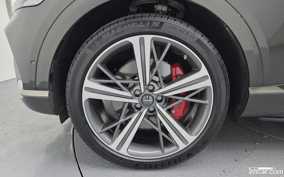 Genesis GV80 Coupe 3.5T e-S/C AWD 2024 — миниатюра 2