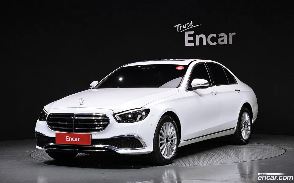 Mercedes-Benz E-Class E250 2023 — фото 1, купить с доставкой в Москву