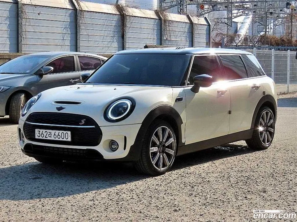 MINI Cooper S Clubman 2022 — миниатюра 2