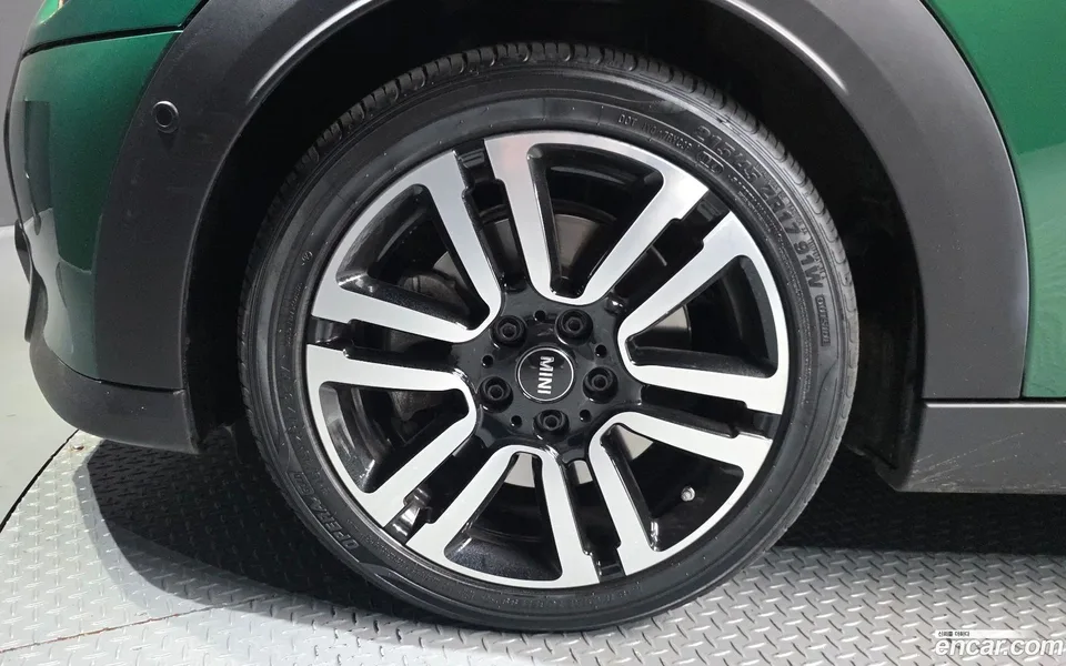 MINI Cooper S 5 2023 — миниатюра 2