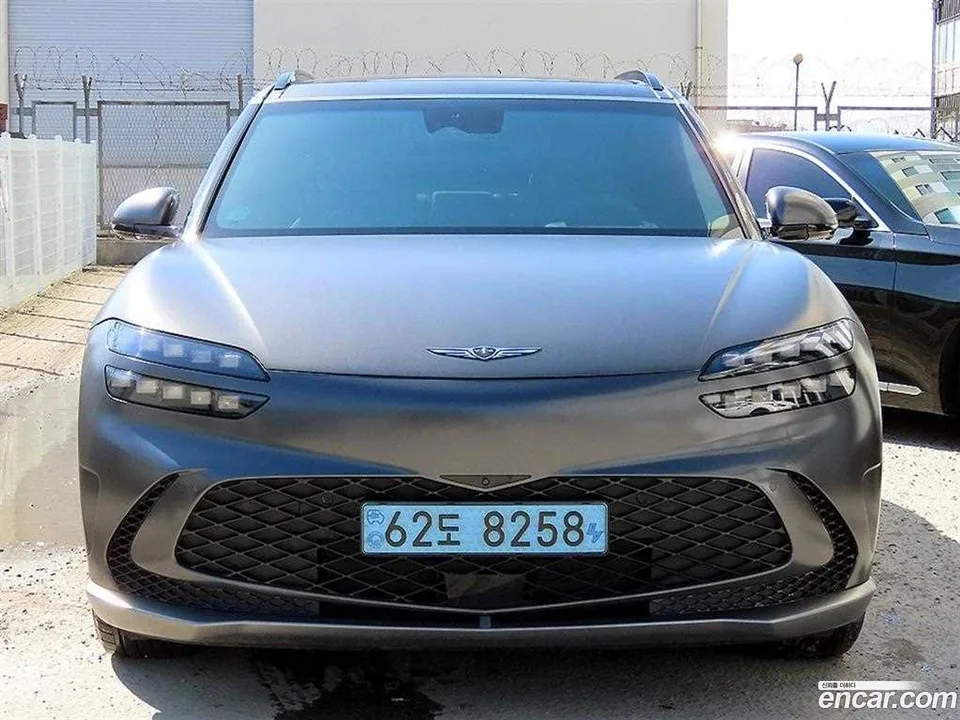 Genesis GV60 2022 — фото 1, купить с доставкой в Москву