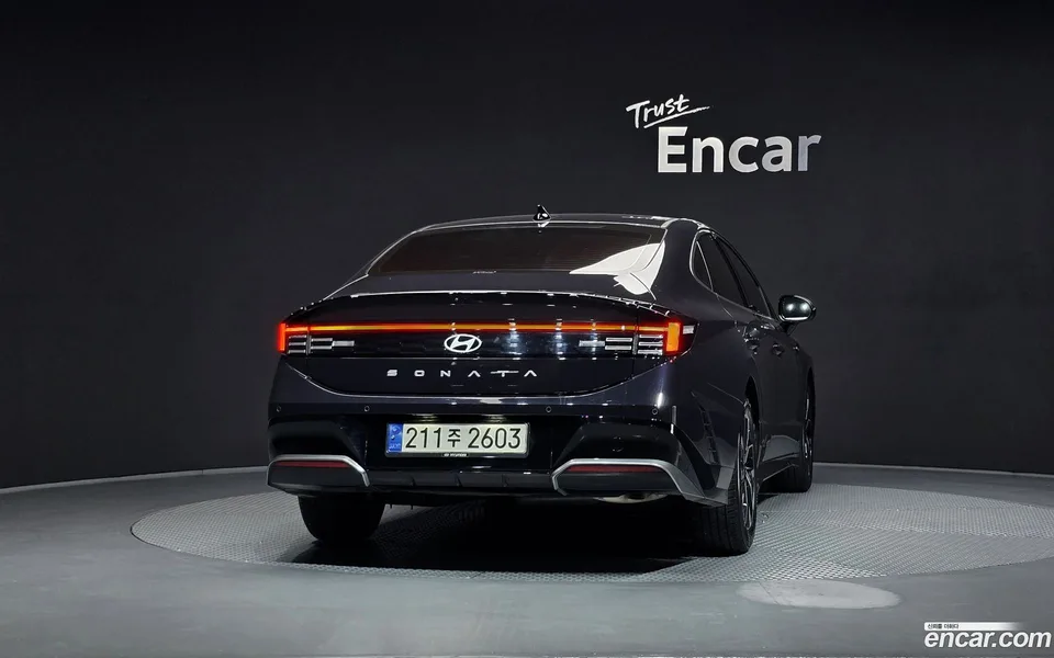 Hyundai Sonata The Edge 1.6 2023 — миниатюра 4