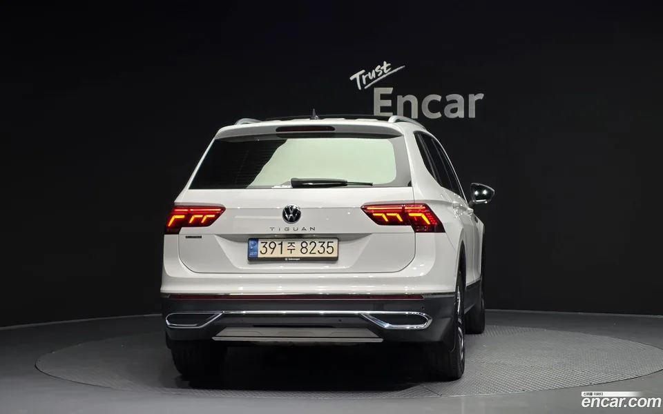 Volkswagen Tiguan Allspace 2.0 TSI 2022 — миниатюра 4