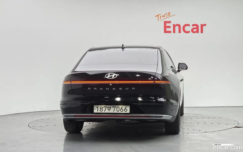 Hyundai Grandeur Hybrid 2024 — миниатюра 4