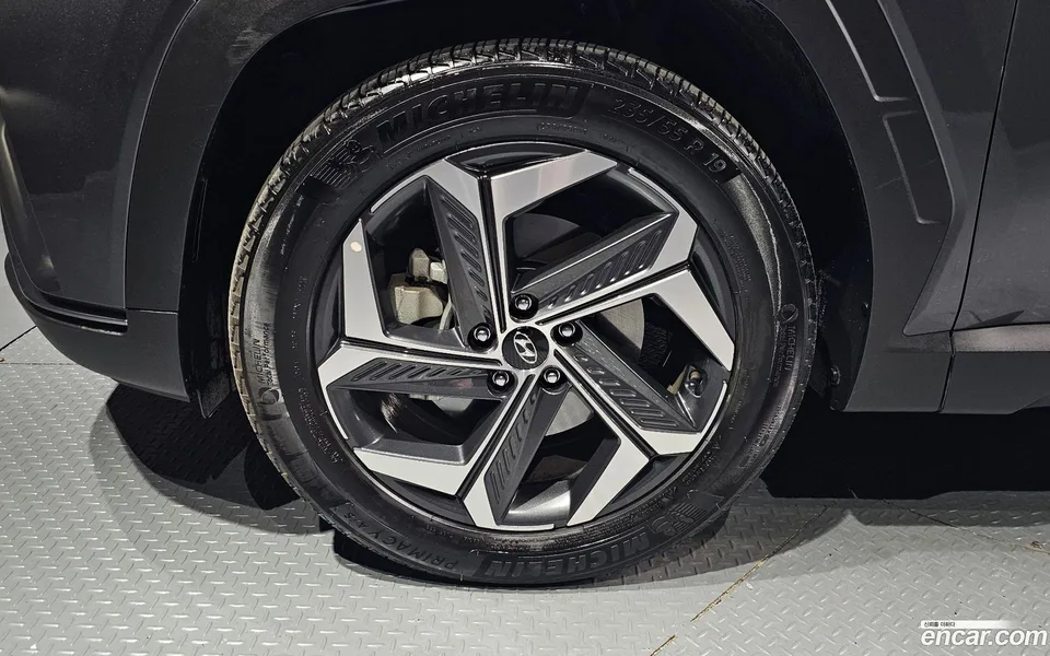 Hyundai Tucson 1.6 2WD 2022 — миниатюра 2