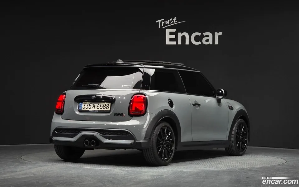 MINI Cooper S 2022 — миниатюра 2