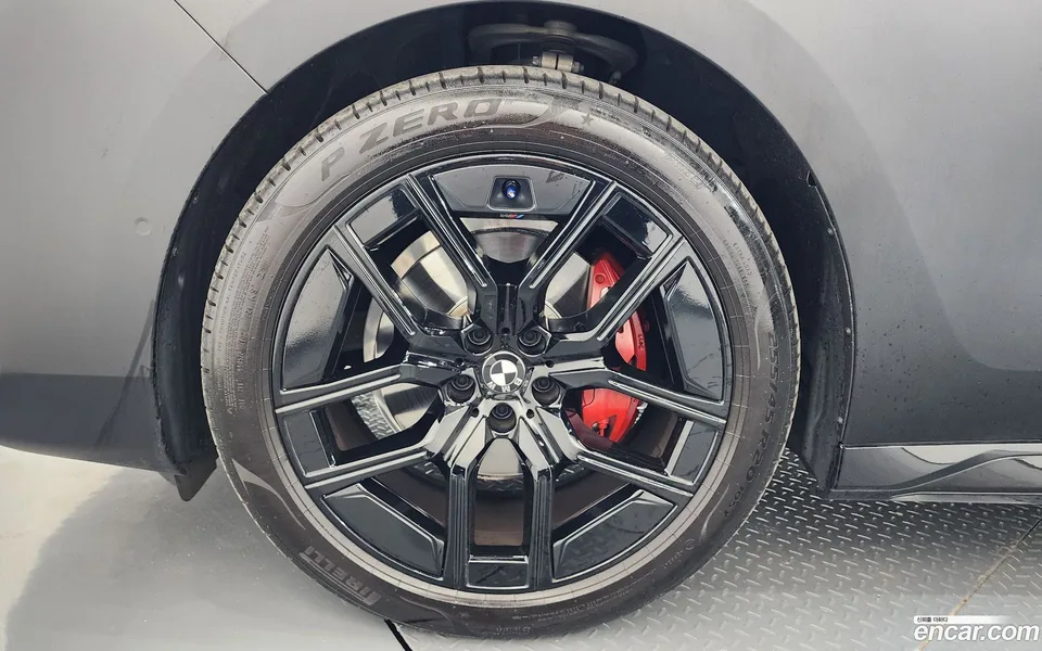 BMW 7 Series 740d xDrive M 2023 — миниатюра 5