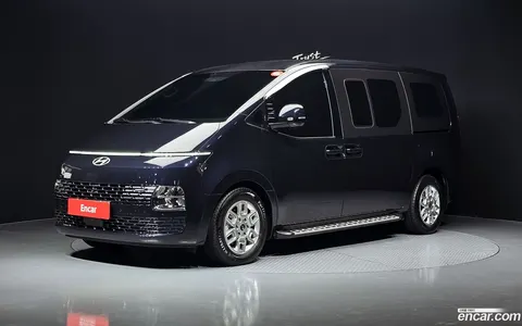 Hyundai Staria 2024 buy in Moscow