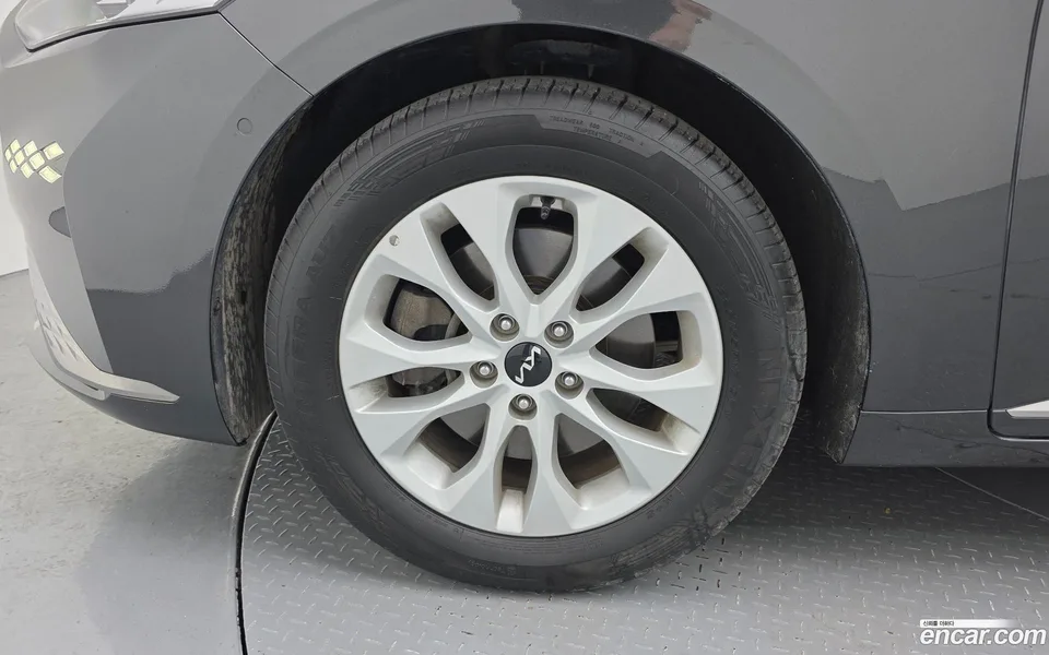 Kia K8 2.5 2WD 2022 — миниатюра 2