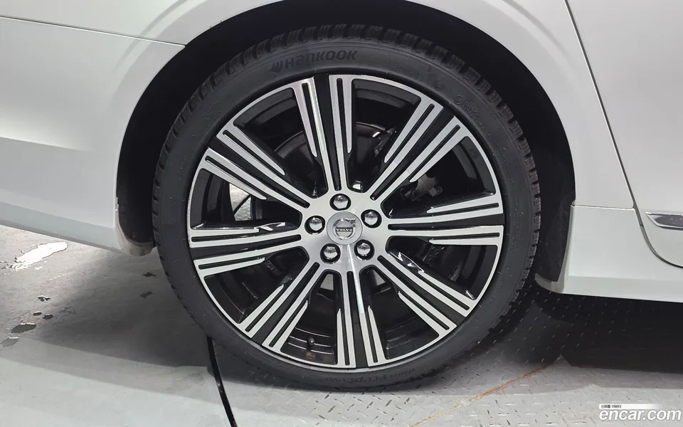 Volvo S90 B6 AWD 2023 — миниатюра 2