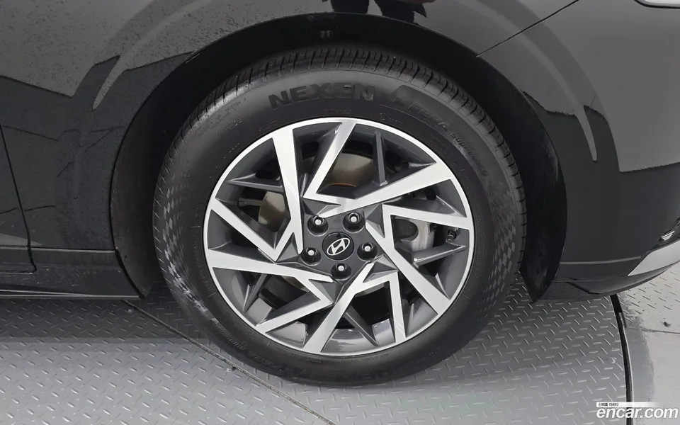 Hyundai Grandeur 2.5 2WD 2023 — миниатюра 5