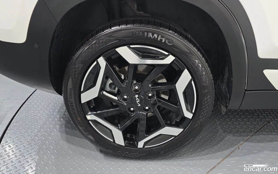 Kia Seltos 1.6 2WD 2024 — миниатюра 2