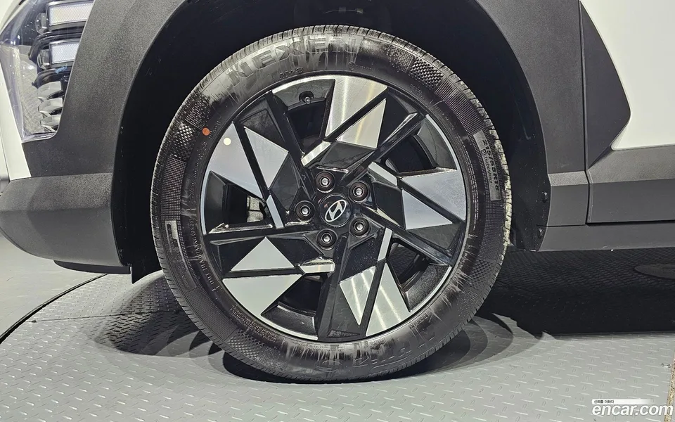 Hyundai Kona 1.6 2WD 2025 — миниатюра 5