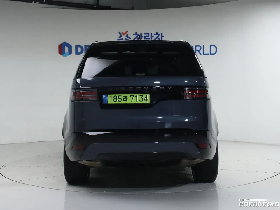 Land Rover Discovery D350 HSE 2025 — миниатюра 4