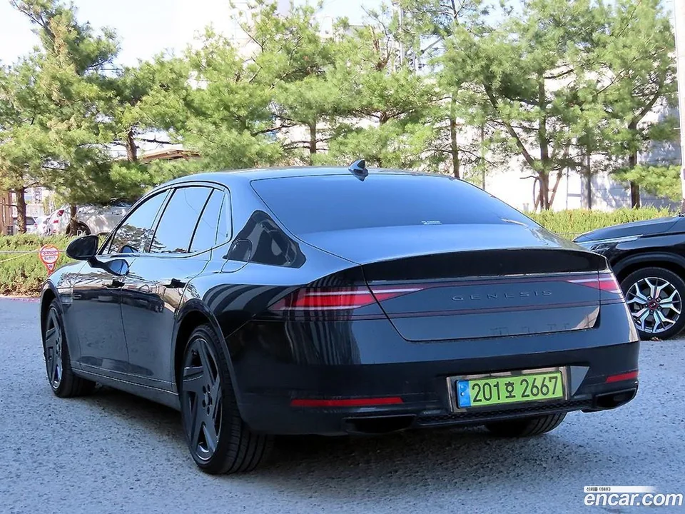 Genesis G90 3.5 e-S/C AWD 2025 — миниатюра 3