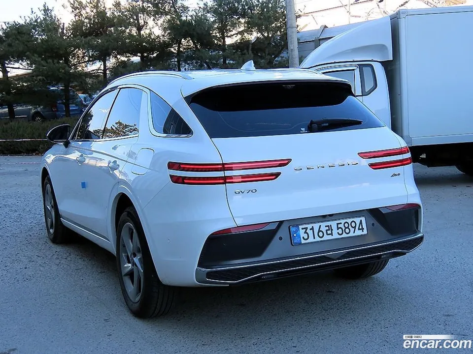 Genesis GV70 2.5T AWD 2025 — миниатюра 3
