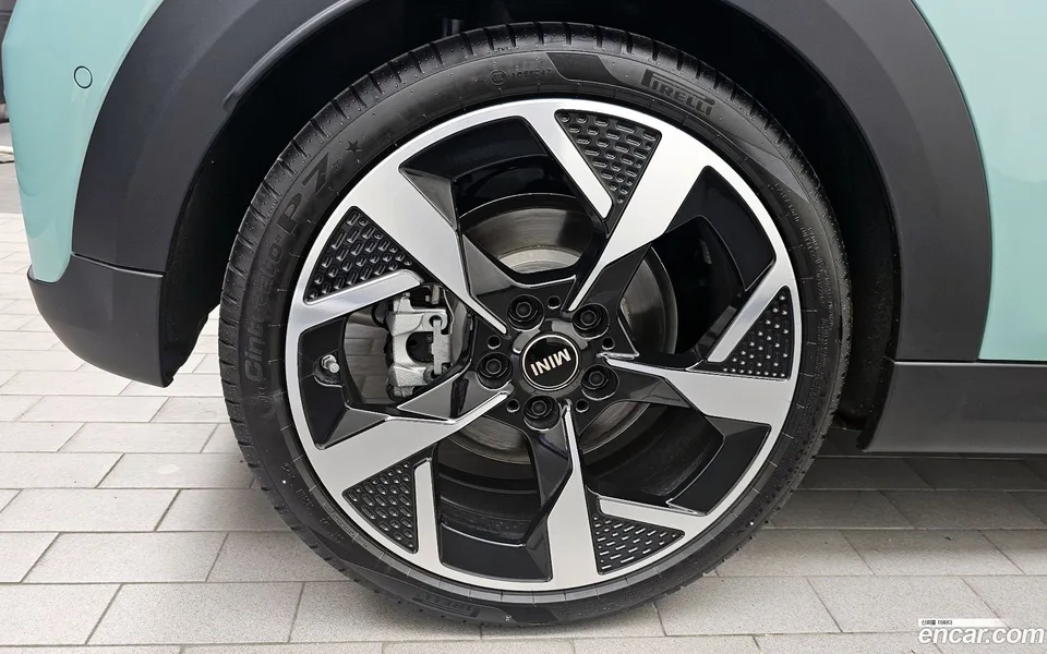 MINI Cooper S 2026 — миниатюра 2