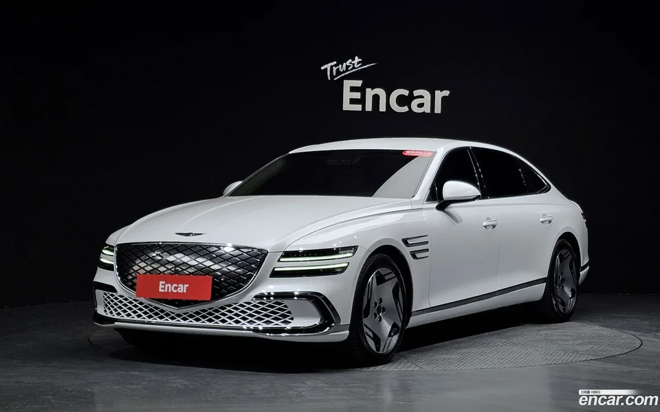 Genesis Electrified G80 e-AWD 2025 — фото 1, купить с доставкой в Москву