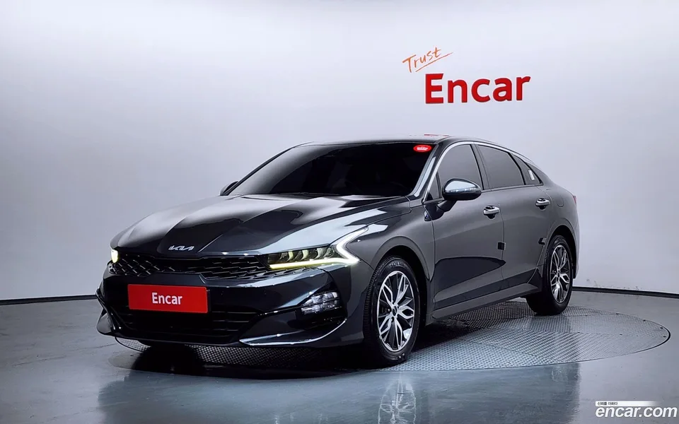 Kia K5 2.0 2022 — фото 1, купить с доставкой в Москву