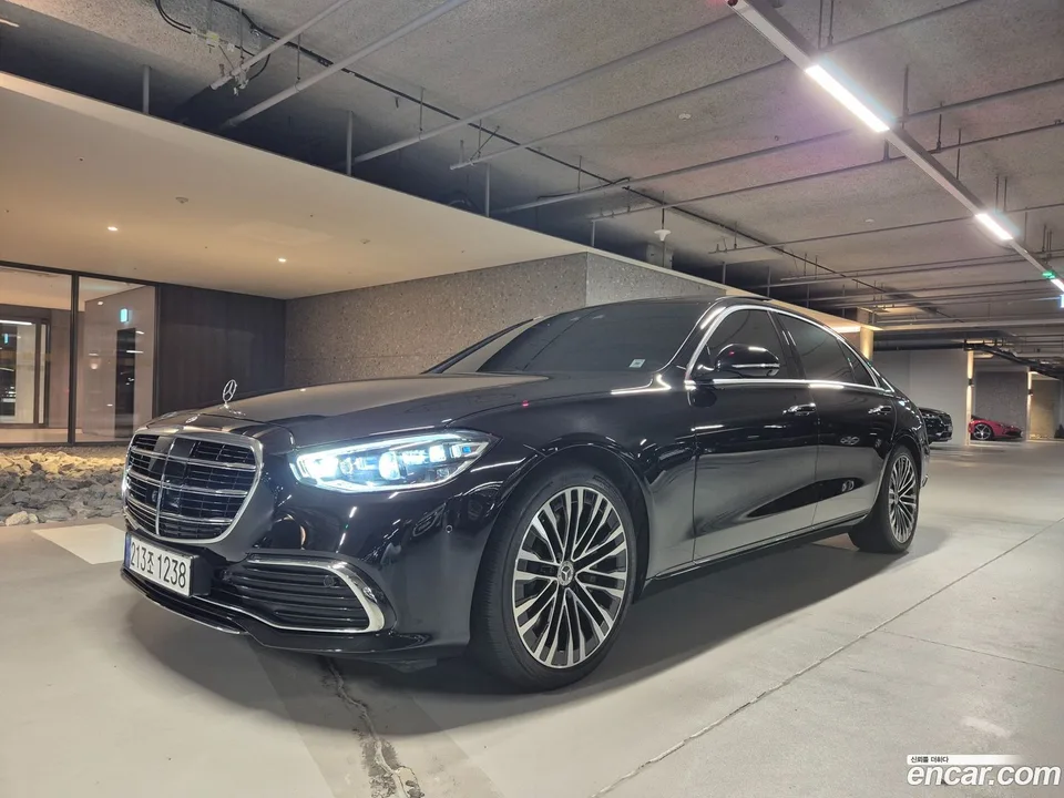 Mercedes-Benz S-Class S450L 4MATIC 2023 — фото 1, купить с доставкой в Москву