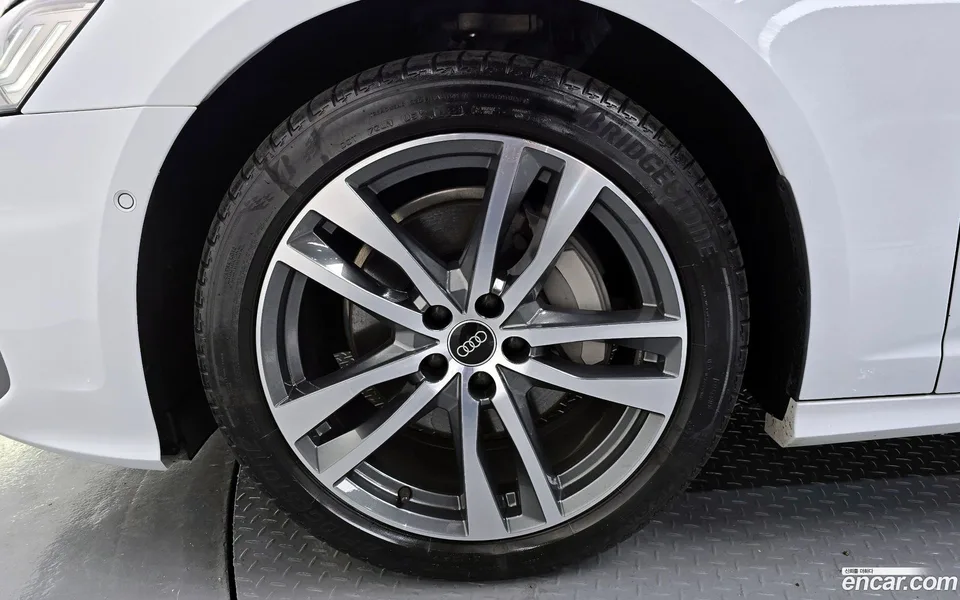 Audi A6 45 TFSI 2023 — миниатюра 2