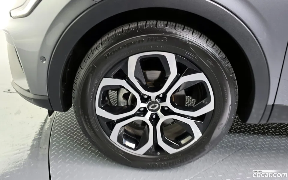 Renault Samsung XM3 (Arkana) 1.6 E-TECH e- 2022 — миниатюра 5