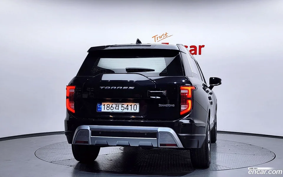 KG Mobility Torres 1.5 2WD 2023 — thumbnail 4