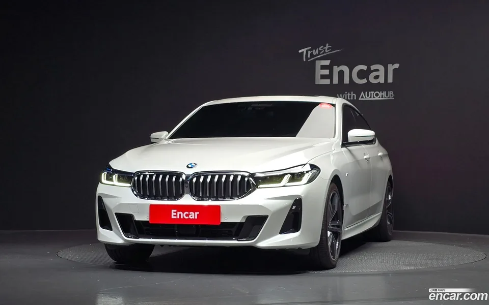 BMW 6 Series GT 630i xDrive M 2024 — миниатюра 3