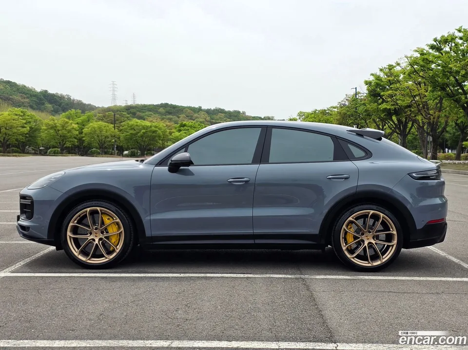 Porsche Cayenne 4.0 GT 2022 — миниатюра 2