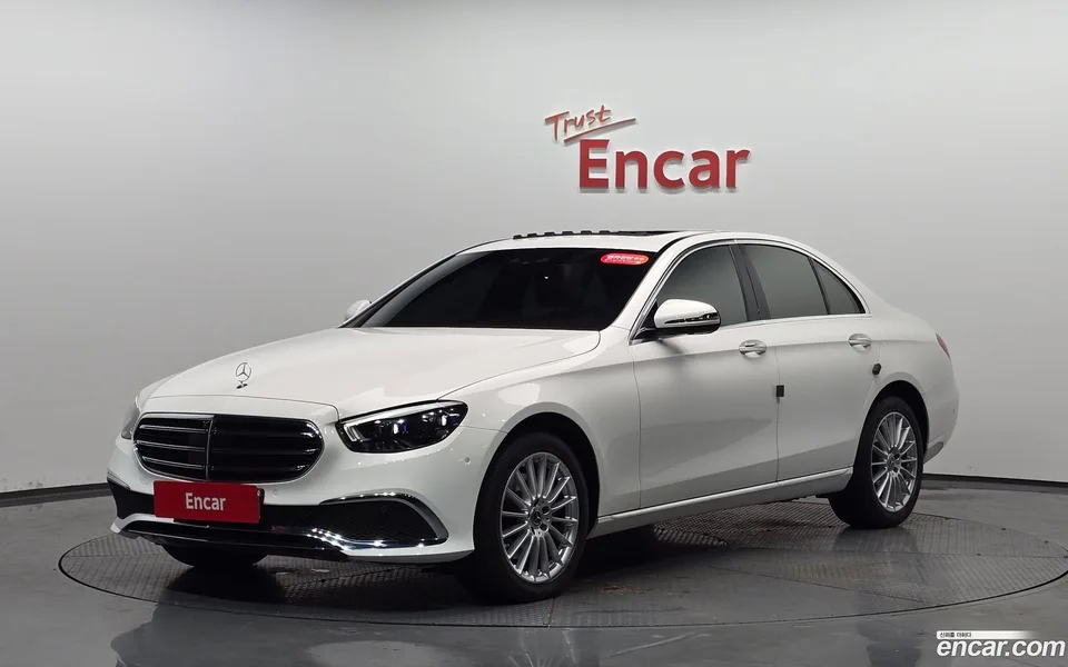 Mercedes-Benz E-Class E220d 4MATIC 2023 — фото 1, купить с доставкой в Москву