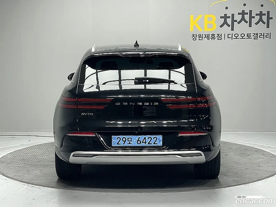 Genesis Electrified GV70 e-AWD 2022 — миниатюра 4