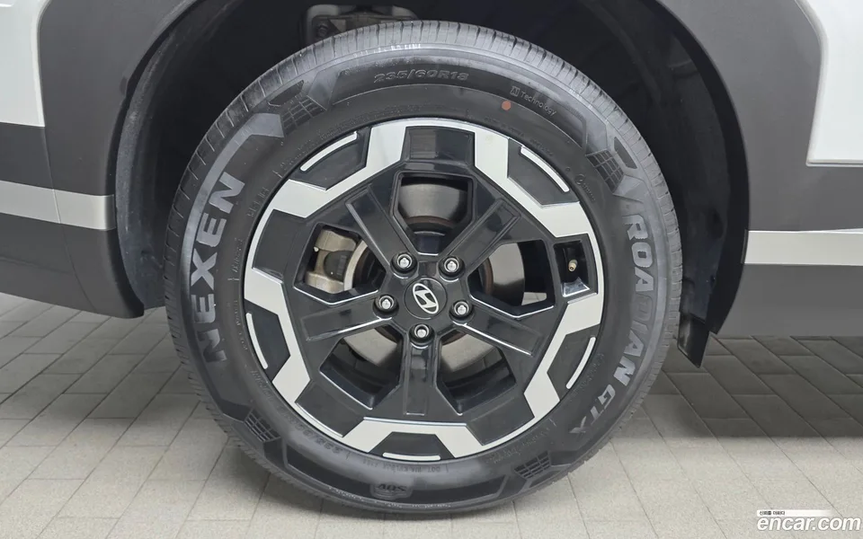 Hyundai SantaFe 2.5T 2WD 2024 — миниатюра 5