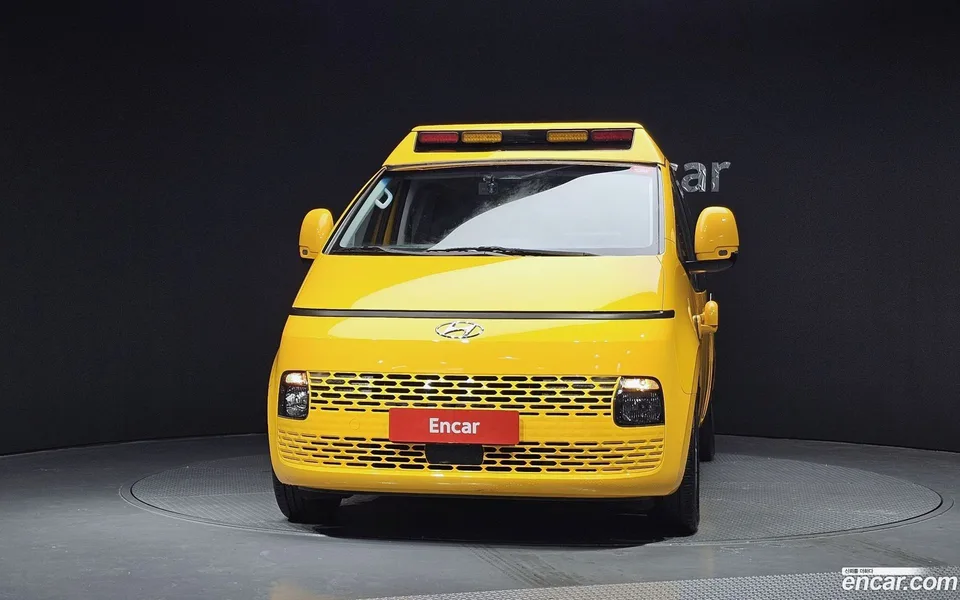 Hyundai Staria L3.5 2022 — миниатюра 3