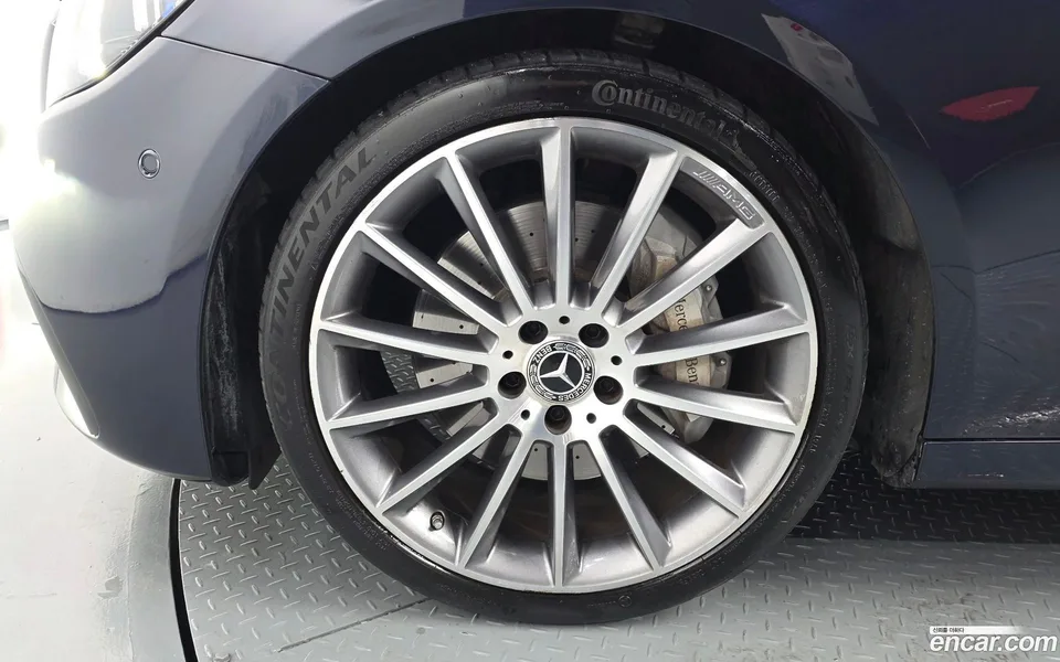Mercedes-Benz E-Class E350 4MATIC AMG Line 2022 — миниатюра 5