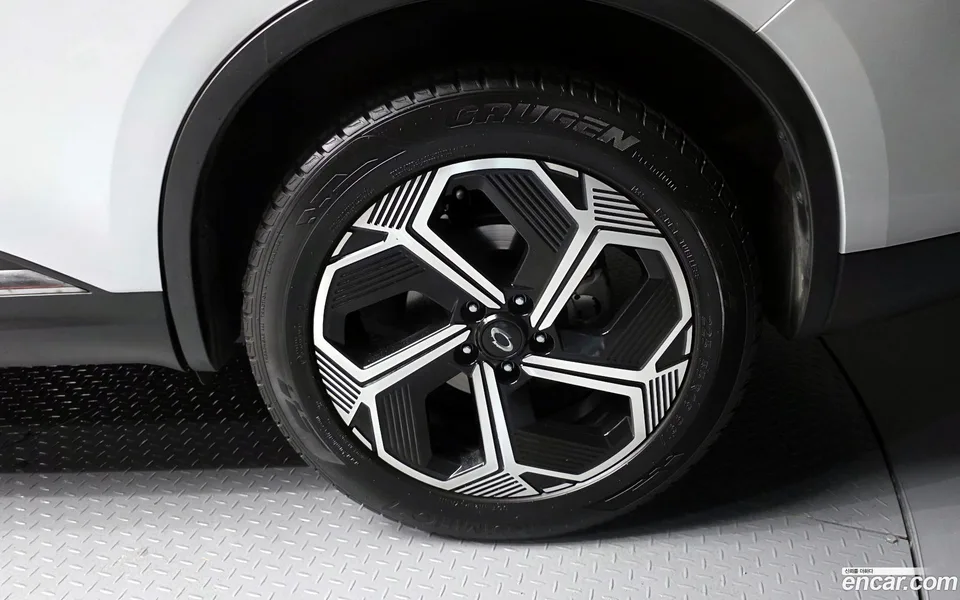 Renault Samsung QM6 2.0 LPe RE 2WD 2023 — миниатюра 2