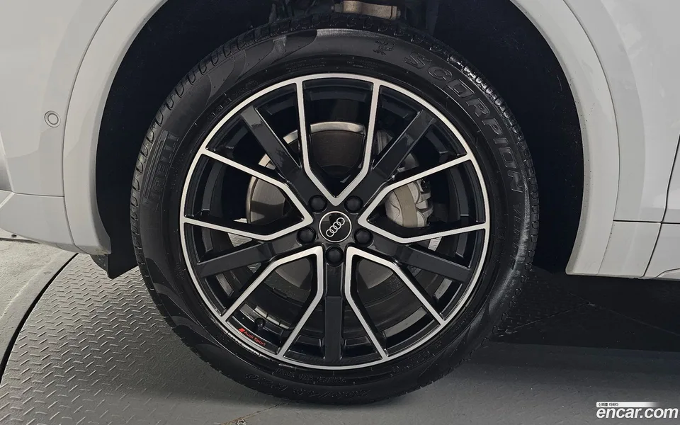 Audi Q5 45 TFSI 2023 — миниатюра 2