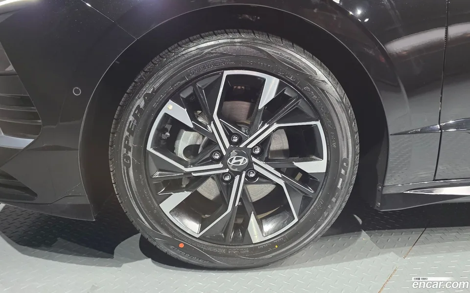Hyundai Sonata The Edge 1.6 2025 — миниатюра 2