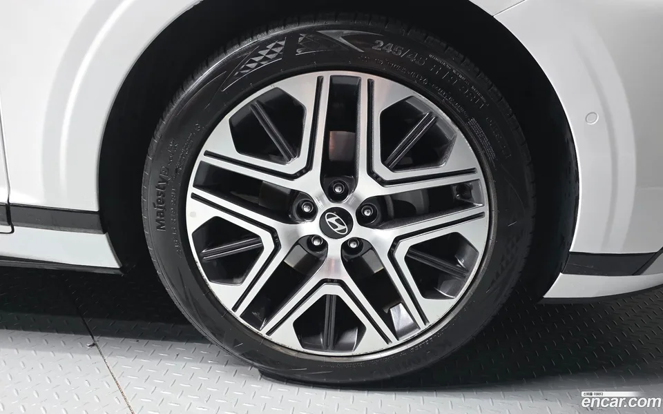 Hyundai Grandeur Hybrid 2024 — миниатюра 2