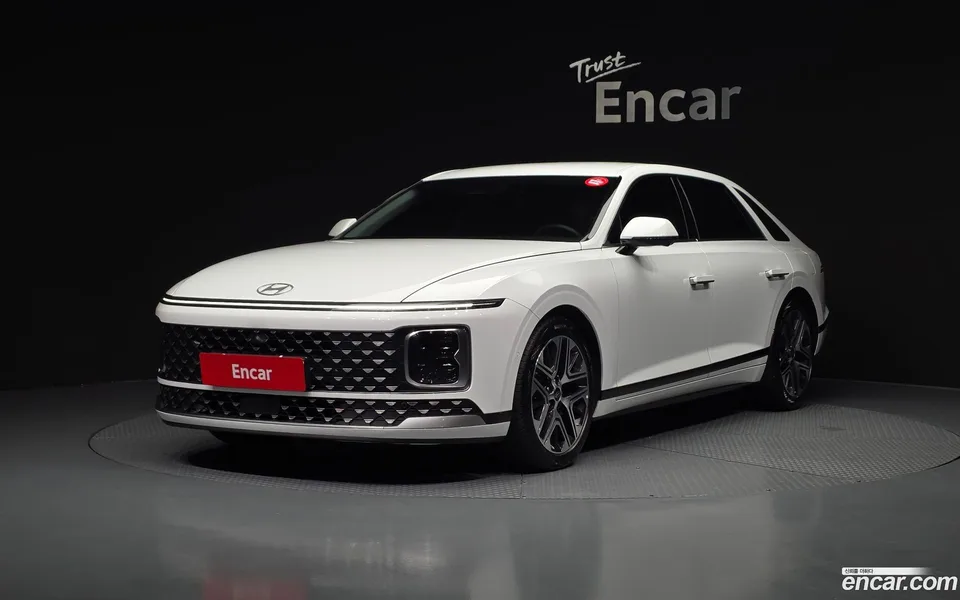 Hyundai Grandeur Hybrid 2024 — фото 1, купить с доставкой в Москву