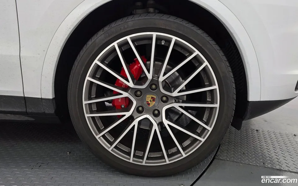 Porsche Cayenne 3.0 2023 — миниатюра 5