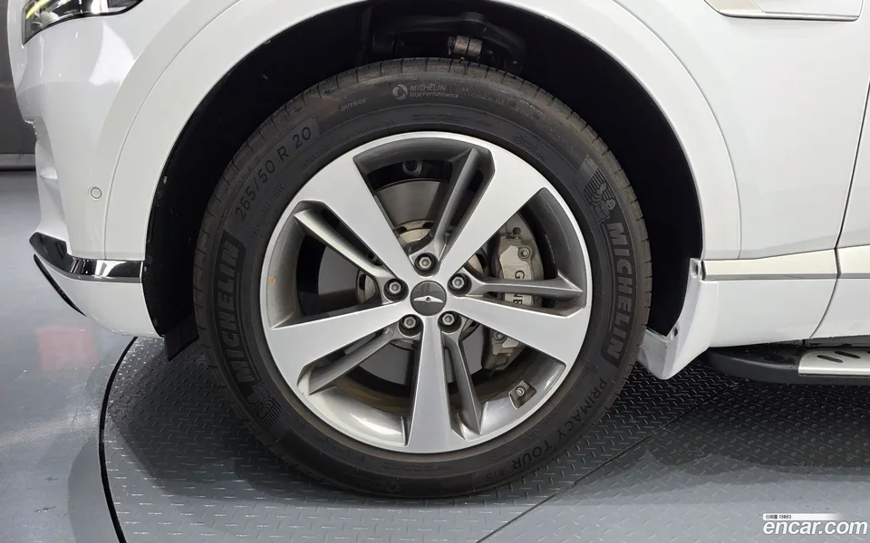 Genesis GV80 2.5T 2WD 2023 — миниатюра 5