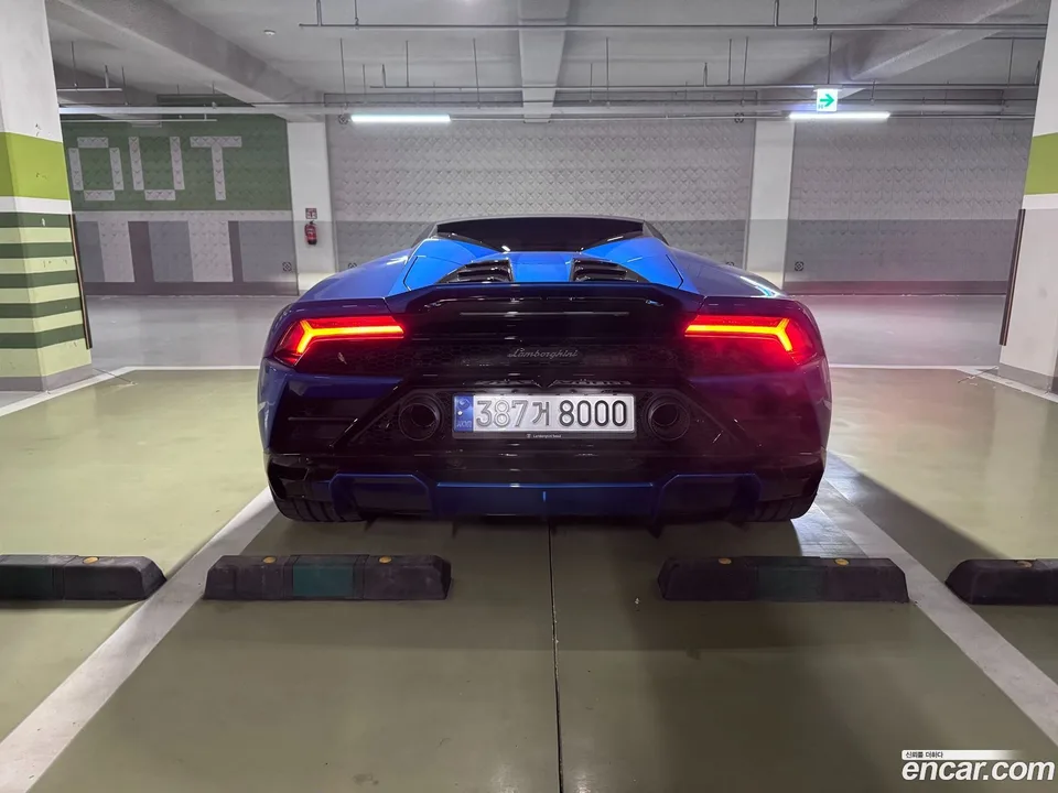 Lamborghini Huracan LP610-2 2022 — миниатюра 4