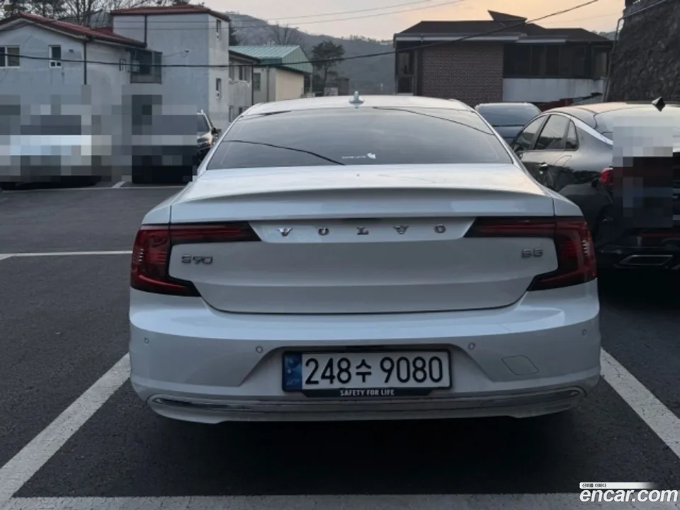 Volvo S90 B5 2024 — миниатюра 3