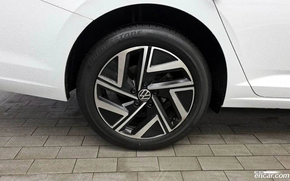 Volkswagen Jetta 1.5 TSI 2023 — миниатюра 2