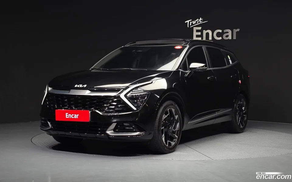 Kia Sportage 2.0 2WD 2022 — фото 1, купить с доставкой в Москву